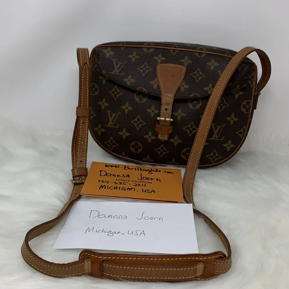 296 Pre Owned Authentic Louis Vuitton Jeaune Fille Monogram Shoulder Bag TH1925 - Picture 3 of 10